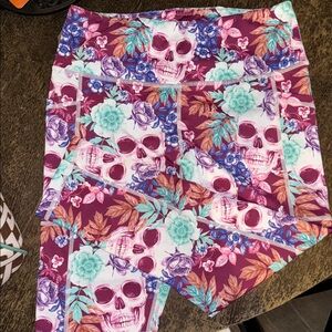 CVG Floral Skull Capris